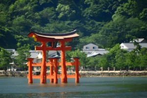 Itsukushima Shrine - vacation guru