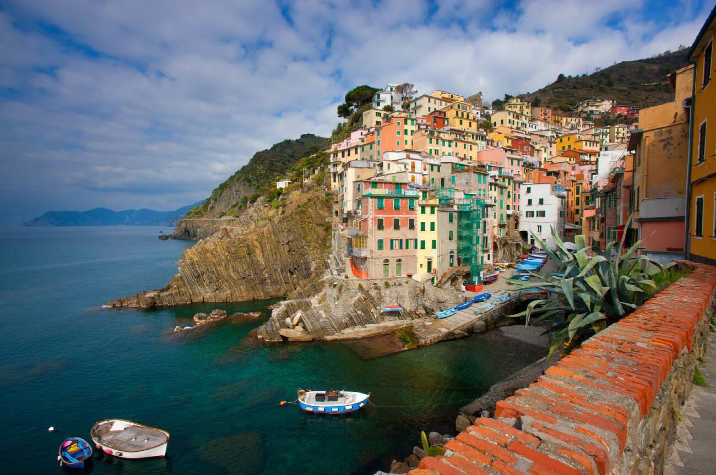 You are currently viewing 3 Days Cinque Terre Itinerary: Manarola Village Italy