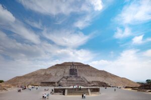 Day Trip to Teotihuacan Pyramids