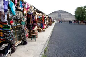 Day trip to Teotihuacan Pyramids Mexico