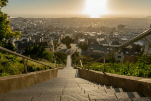 Getting from the 16th Avenue Steps to Grandview Park