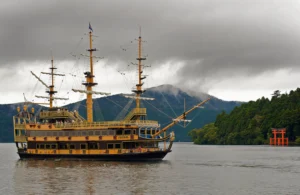 Lake Ashi and Pirate Ship Cruise