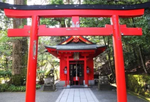 hakone-shrine